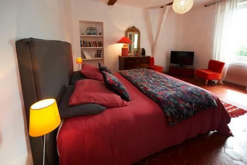Bed & Breakfast La Grande Maison De Nans