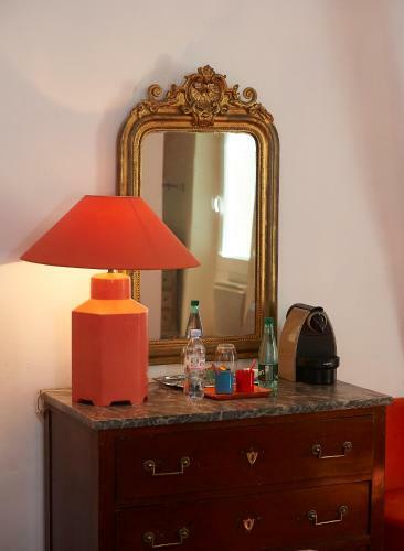 Bed & Breakfast La Grande Maison De Nans