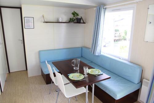 Hotel Camping La Cl� Des Champs