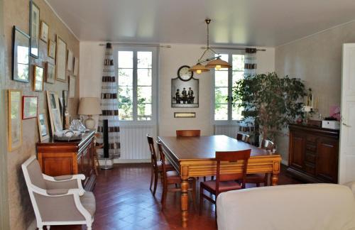 Agroturismo Chambres D'h�tes Le Jardin Des C�dres