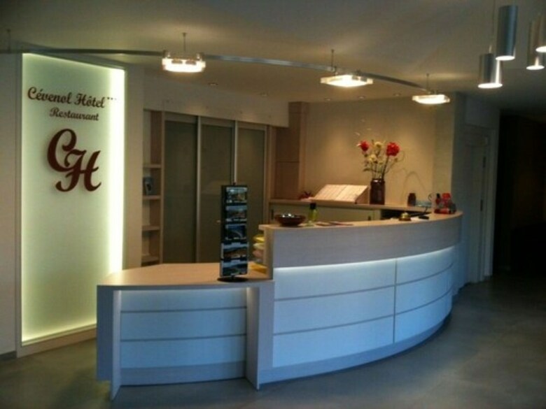 Hotel C�venol H�tel