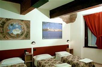 Abc Comfort Hotel Mantua City Centre