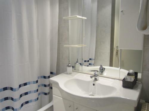 Hotel H�tel Caf� Du Palais