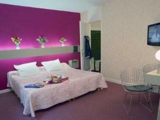 Hotel Revotel