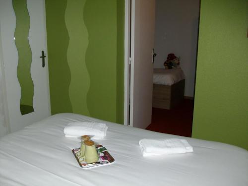 Hotel So'lodge Niort La Cr�che