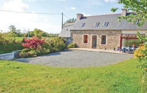Holiday Home Tredarzec *xc *