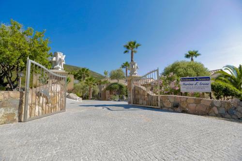 Apartamento R�sidence De Vacances Marina D'arone