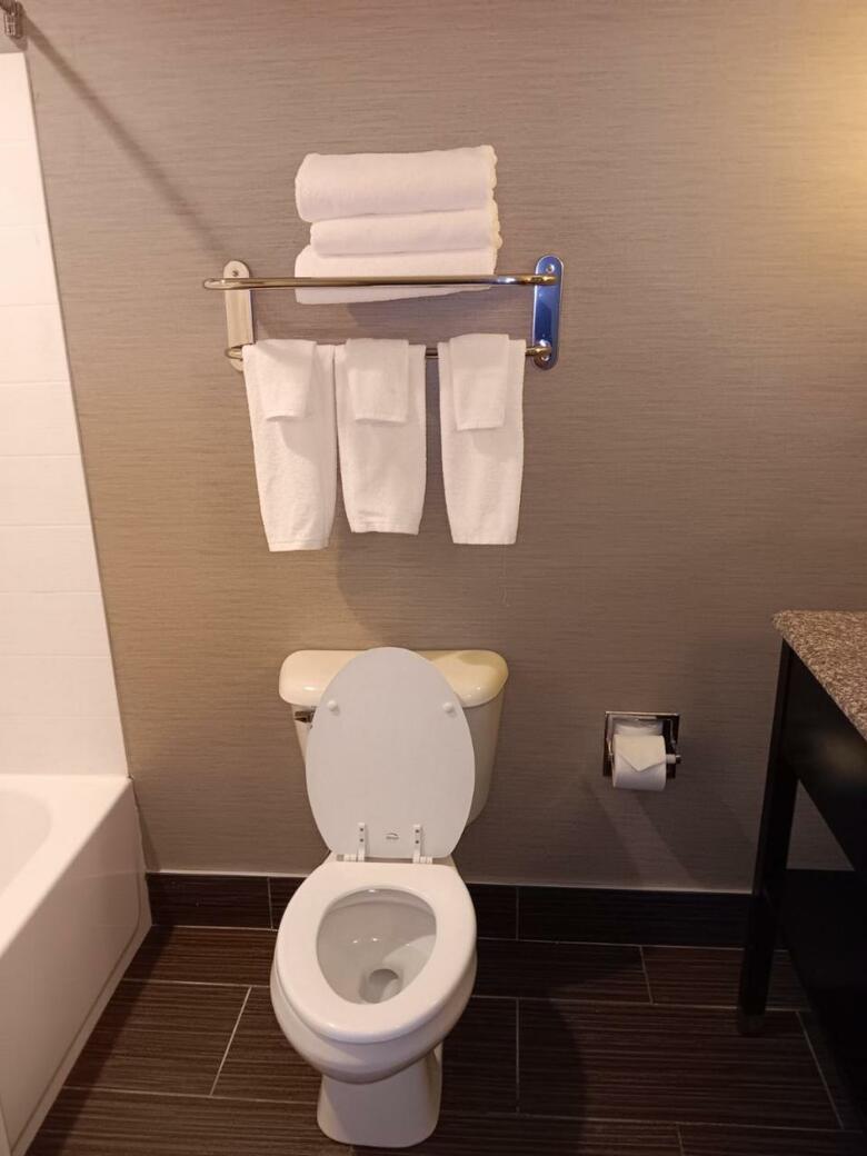 Hotel Holiday Inn Express And Suites - Bradford
