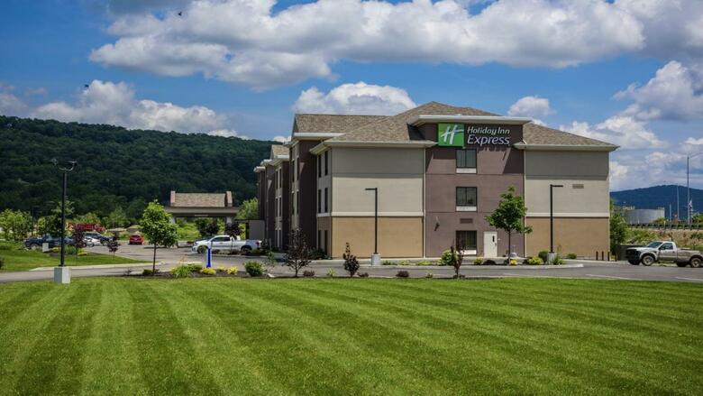 Hotel Holiday Inn Express And Suites - Bradford