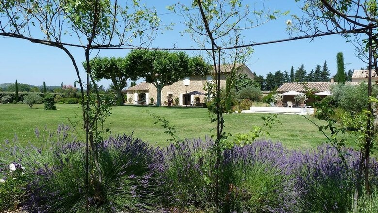 Bed & Breakfast Mas De Chantounette
