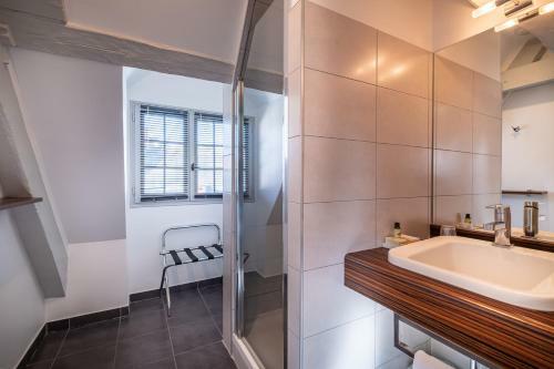 Hotel H�tel De Biencourt