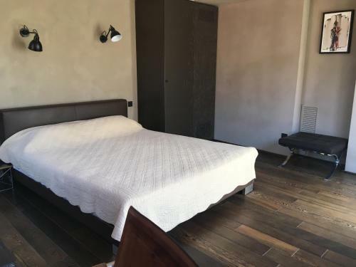 Bed & Breakfast Can Artists La Loge
