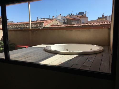 Bed & Breakfast Can Artists La Loge