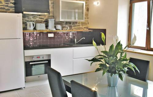 Holiday Home Ploneour Lanvern *iii *