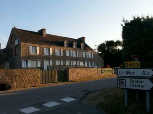 Hotel La Roche Du Marais