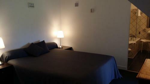 Hotel La Roche Du Marais