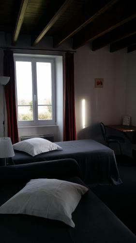 Hotel La Roche Du Marais