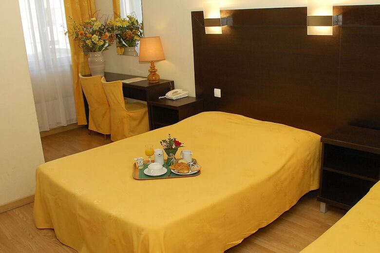 Hotel H�tel Restaurant Aux Deux Roses