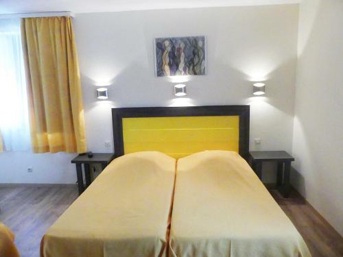 Hotel H�tel Restaurant Aux Deux Roses