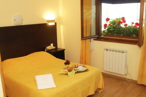 Hotel H�tel Restaurant Aux Deux Roses