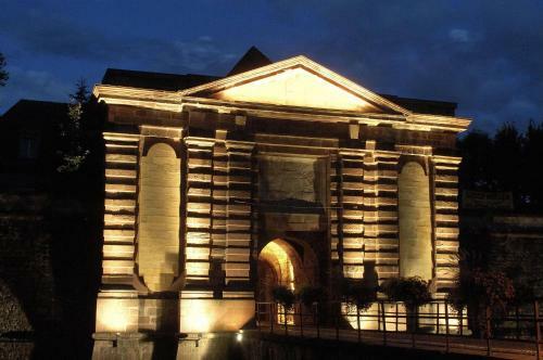 Hotel H�tel Restaurant Aux Deux Roses