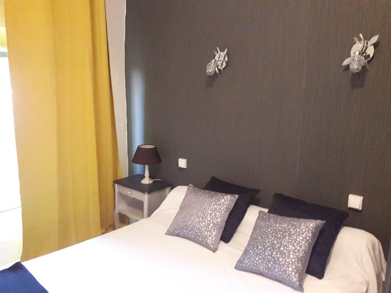 Hotel La Tour De L'horloge