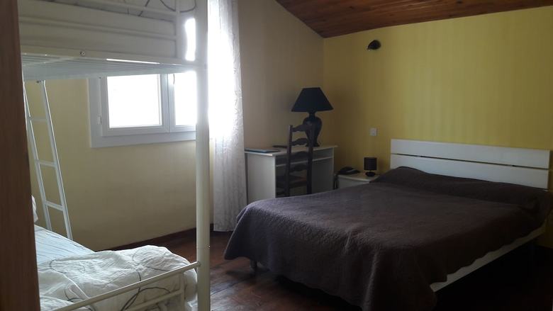 Hotel La Tour De L'horloge