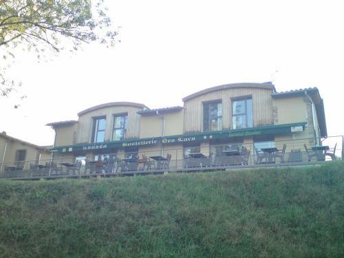 Hotel L'hostellerie Des Lacs