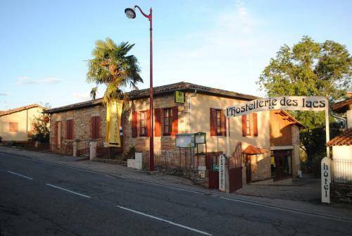 Hotel L'hostellerie Des Lacs