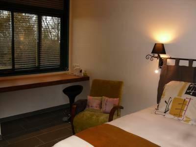 Bed & Breakfast Chambres D'h�tes Au Domaine Des Maynardes