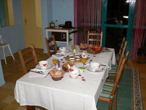 Bed & Breakfast Chambres D'h�tes Au Domaine Des Maynardes