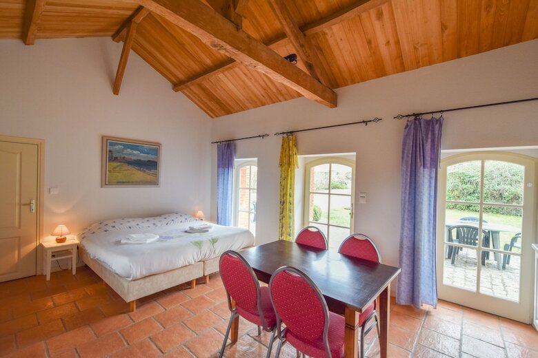 Hotel Domaine D'essendi�ras