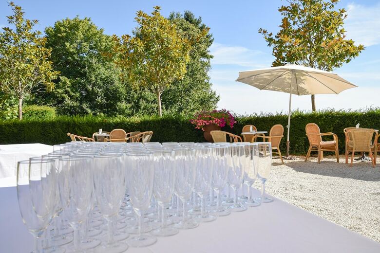 Hotel Domaine D'essendi�ras