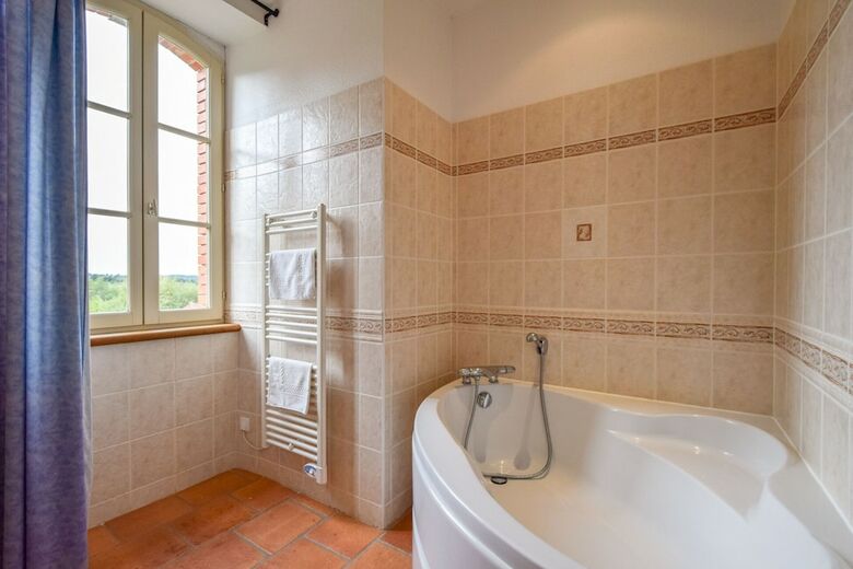 Hotel Domaine D'essendi�ras