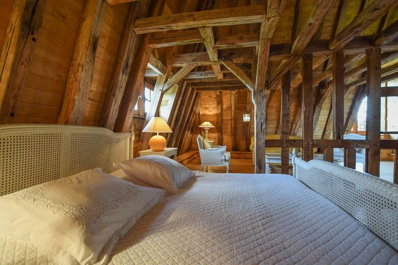 Hotel Domaine D'essendi�ras