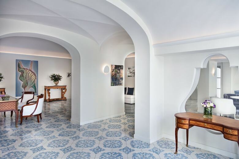 Hotel A Pazziella