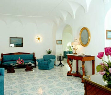 Hotel A Pazziella