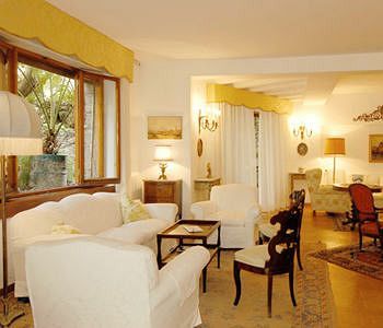 Hotel La Villarosa