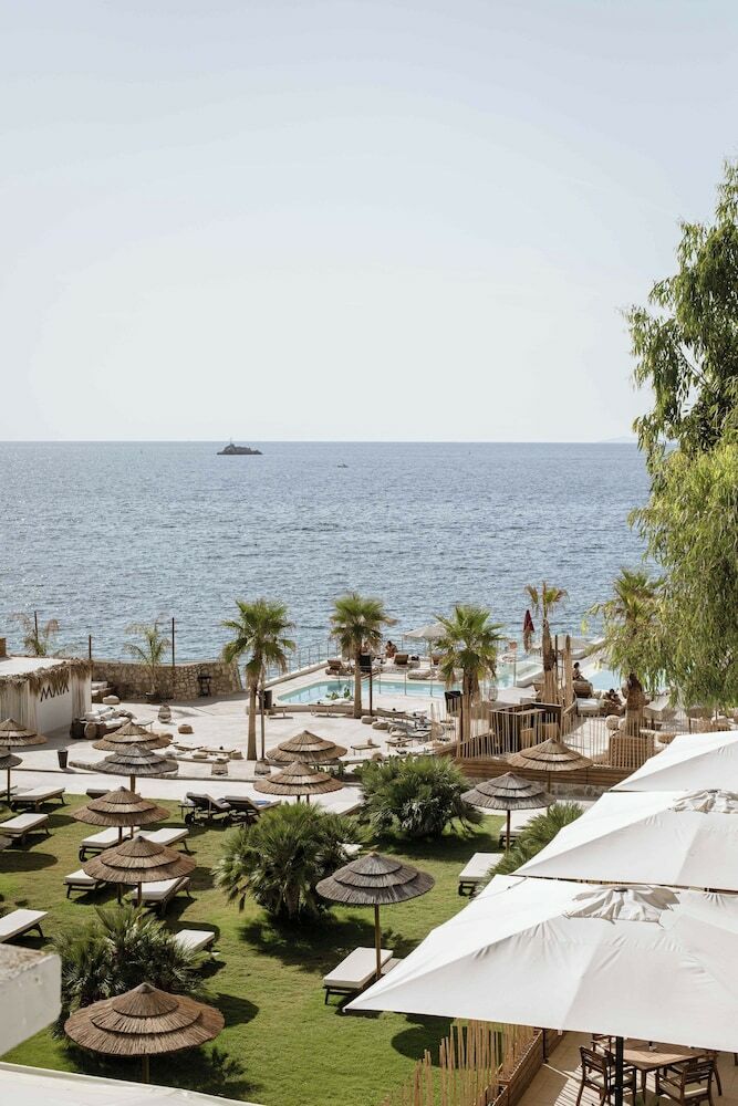 Hotel Maya Beach Resort
