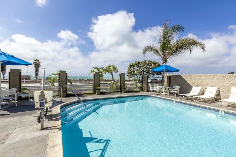 Hotel Capistrano Surfside Inn