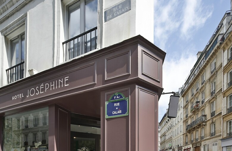 Josephine Hotel