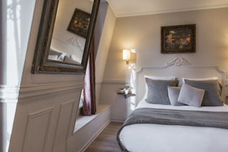 Hotel De La Porte Dor�e
