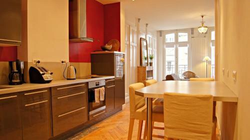 Apartamentos Little Suite - Antonin