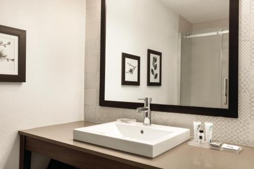 Hotel Country Inn By Carlson Buffalo