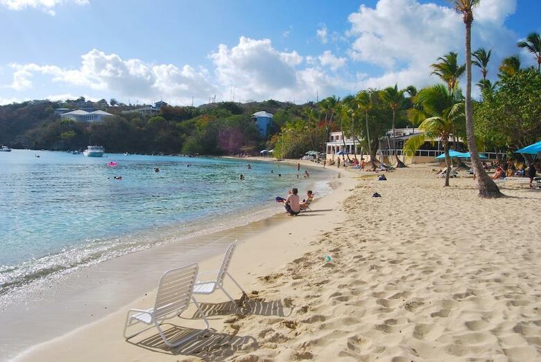 Hotel Secret Harbour Beach Resort