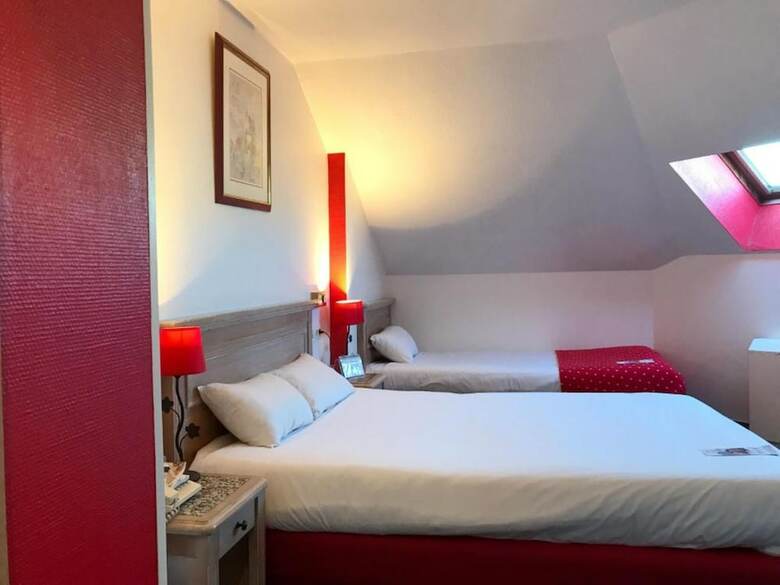 Hotel H�tel Aux Sacres