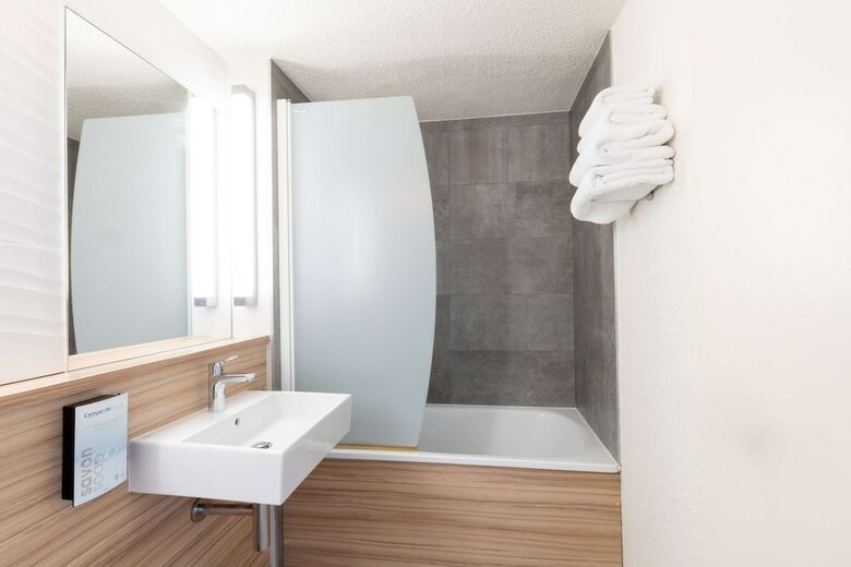 Hotel Campanile Reims Ouest - Tinqueux