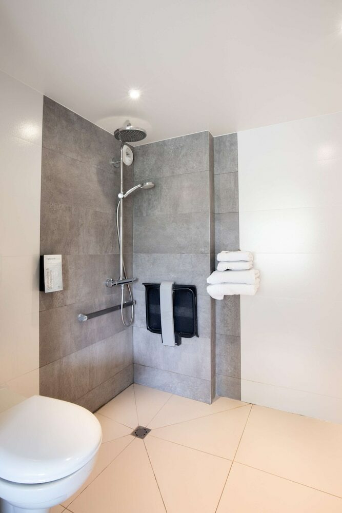 Hotel Campanile Reims Ouest - Tinqueux
