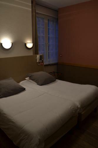 Hotel H�tel-restaurant La Porte Saint Pierre