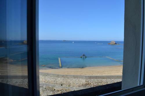 Hotel H�tel-restaurant La Porte Saint Pierre